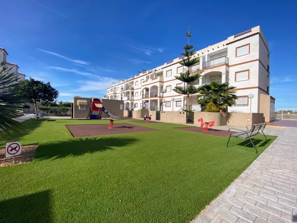 Amazing Holiday La Cinuelica R17 -Punta Prima Apartment Dehesa de Campoamor  Exterior photo